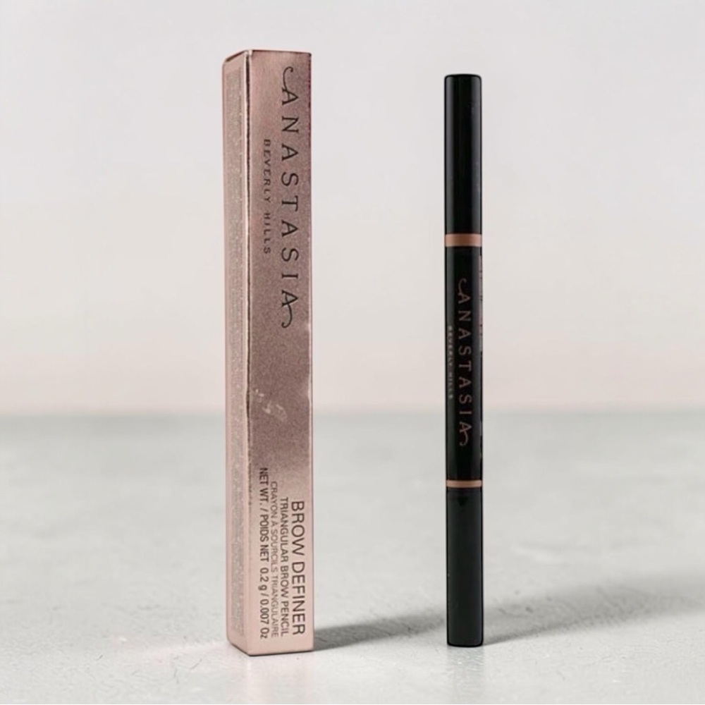 Anastasia Beverly Hills Brow Definer triangular Pencil - Auburn/Brown. New shade - Picture 3 of 4